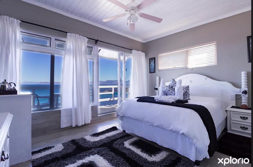 On The Rocks Guesthouse Gansbaai Extérieur photo