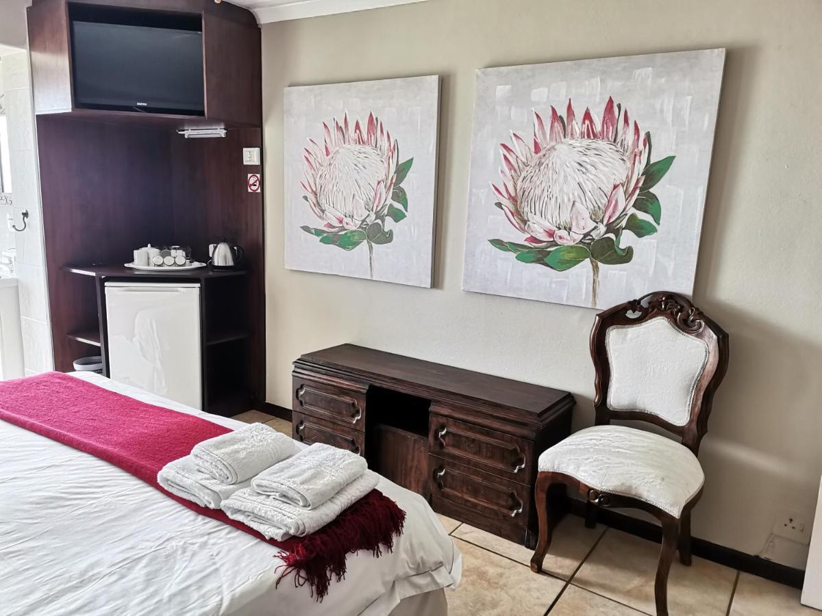 On The Rocks Guesthouse Gansbaai Extérieur photo