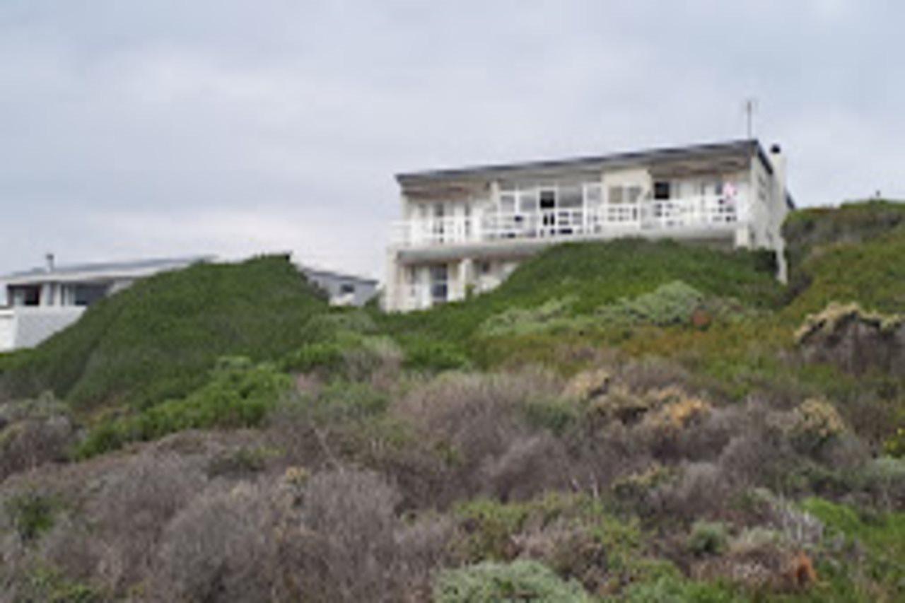 On The Rocks Guesthouse Gansbaai Extérieur photo
