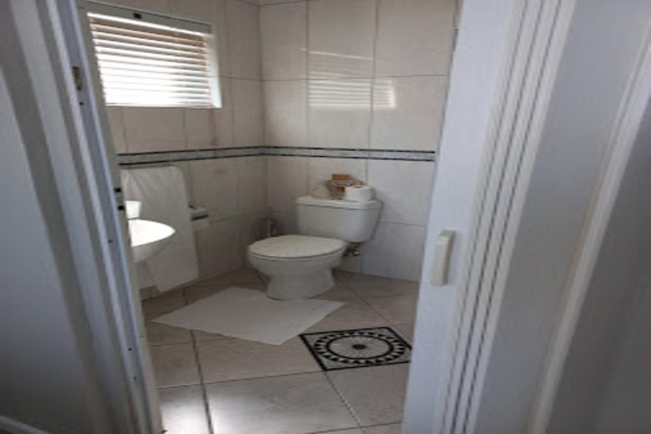 On The Rocks Guesthouse Gansbaai Extérieur photo