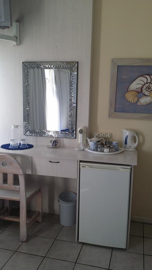 On The Rocks Guesthouse Gansbaai Extérieur photo