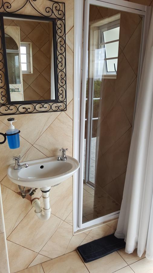 On The Rocks Guesthouse Gansbaai Extérieur photo